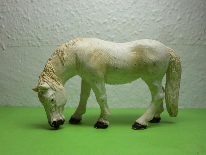 Schleich 13236 Camargue merrie dierfiguur (1996), Verzamelen, Dierenverzamelingen, Gebruikt, Beeldje of Figuurtje, Paard, Ophalen of Verzenden