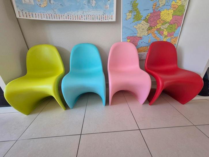 Vitra Verner Panton Junior, Kinderen en Baby's, Kinderkamer | Tafels en Stoelen, Gebruikt, Stoel(en), Ophalen of Verzenden