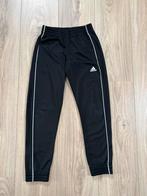 Zwarte Adidas broek - maat 128, Ophalen of Verzenden, Gebruikt, Jongen of Meisje, Sport- of Zwemkleding