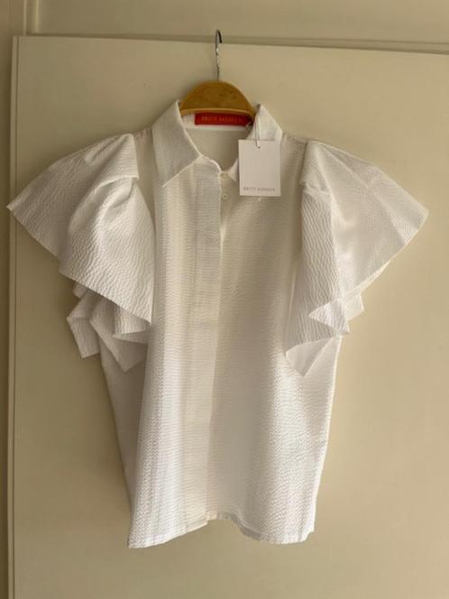 Prachtige witte Britt Sisseck blouse (maat 36) NIEUW!, Kleding | Dames, Blouses en Tunieken, Nieuw, Maat 36 (S), Wit, Ophalen of Verzenden