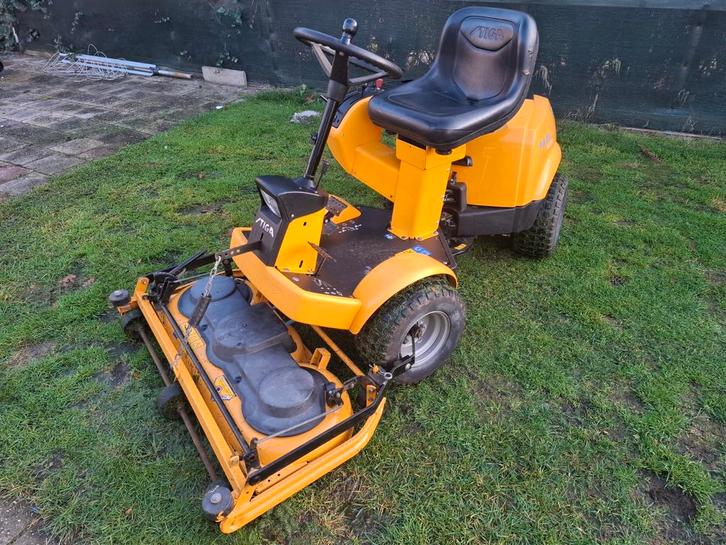 Stiga Park frontmaaier.  hydrostaat 2 cilinder b&s motor, Tuin en Terras, Zitmaaiers, Ophalen of Verzenden