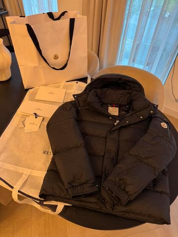 Moncler Vezere Winterjas Heren Maat 3 (M/L) beschikbaar voor biedingen