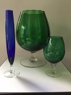 Sierlijk blauw vaasje + 2 groene bokalen, Ophalen of Verzenden