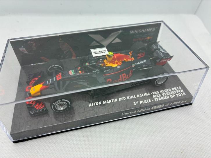 39665: Red Bull RB14 - Max Verstappen - Spanish GP 2018, Hobby en Vrije tijd, Modelauto's | 1:43, Zo goed als nieuw, Auto, MiniChamps
