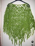 Poncho gehaakt groen met franje S(36), Nieuw, Ophalen of Verzenden, Handgemaakt, Maat 36 (S)