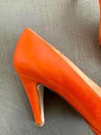 E329 Scapa: maat 36: pumps open schoenen hak sandalen oranje, Scapa, Oranje, Ophalen of Verzenden, Zo goed als nieuw