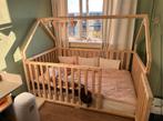 Nieuw kinderbed 90x200 met deur en verhoogde zijkanten, Nieuw, Ophalen of Verzenden, Lattenbodem, Minder dan 140 cm