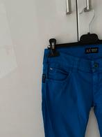 Armani Jeans / Spijkerbroek  maat 25 Low Waist, Ophalen, Gedragen, Blauw, W27 (confectie 34) of kleiner
