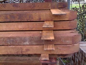 hardhouten palen 6x6 7x7 balken planken schotten damwand beschikbaar voor biedingen