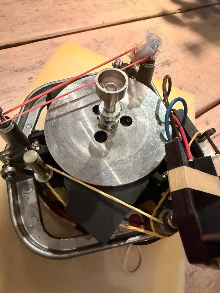 Motor Garrad 401-301 gereviseerd, Audio, Tv en Foto, Platenspelers, Refurbished, Platenspeler-onderdeel, Overige merken, Ophalen of Verzenden