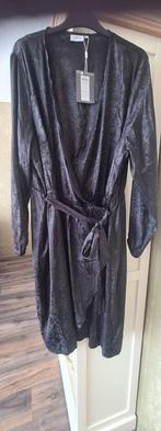 Only  carmakoma carmable wrap knee dress, Zwart, Maat 46/48 (XL) of groter, Nieuw, Ophalen of Verzenden