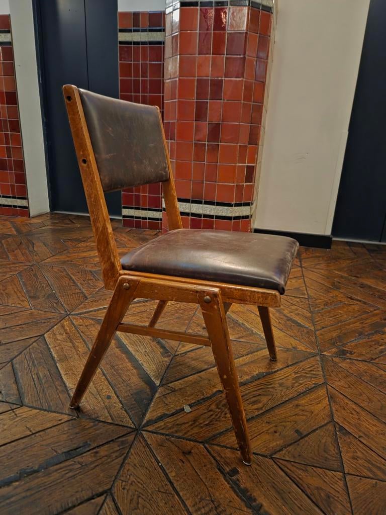 Zeldzame GDR Walter Ulbricht Stoelen - Set van 16, Antiek en Kunst, Ophalen of Verzenden