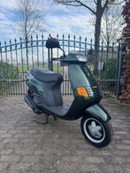 Piaggio skr 125cc donker groen facelift nette staat, Ophalen, Zo goed als nieuw, Benzine, Overige modellen