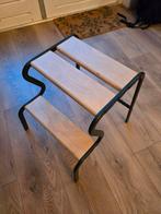 IKEA GRUBBAN opstapkruk Houten Opstapje met Metalen Frame, Huis en Inrichting, Ophalen, Zo goed als nieuw, IJzer