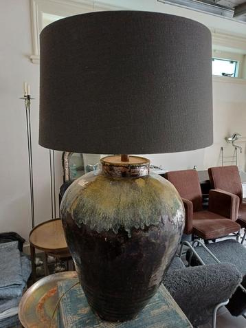 Grote Keramieken Schemerlamp beschikbaar voor biedingen