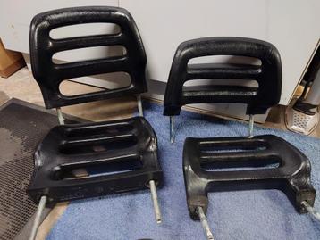 Volvo 240 hoofdsteunen (set van 4!) kleur zwart Estate/245 beschikbaar voor biedingen