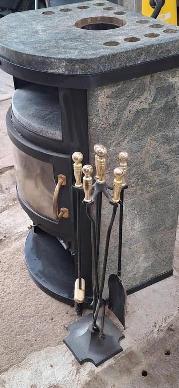 Zeer zware degelijke speksteenkachel 9kw beschikbaar voor biedingen