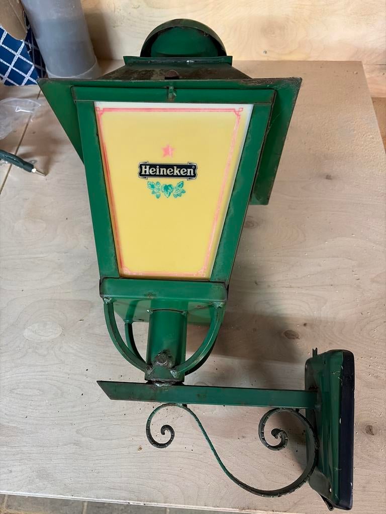 Oude Heineken Buitenlamp, Ophalen