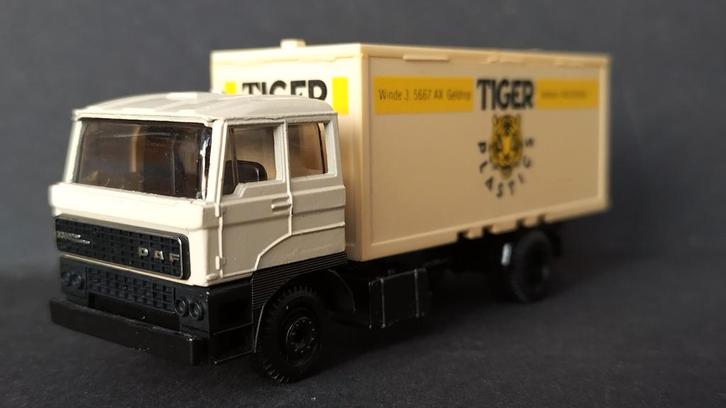 Daf 2800 Tiger plastics 1:87 Efsi Holland Pol, Hobby en Vrije tijd, Modelauto's | 1:87, Zo goed als nieuw, Bus of Vrachtwagen