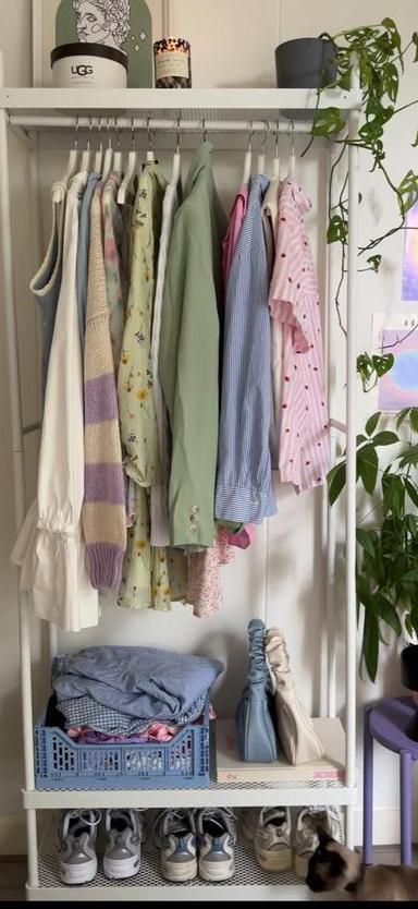 IKEA MACKAPÄR Kledingrek met Schoenenrek, Huis en Inrichting, Woonaccessoires | Kapstokken, Gebruikt, Staande kapstok, 150 tot 200 cm