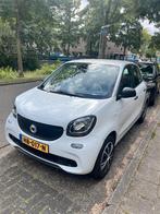 Smart ForFour 1.0 Pure 52KW 2015 Wit, Auto's, Smart, 4 stoelen, Wit, Origineel Nederlands, 24 km/l