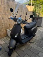 BTC scooter blauw kenteken, Fietsen en Brommers, Snorfietsen en Snorscooters, Ophalen, Zo goed als nieuw, Overige merken