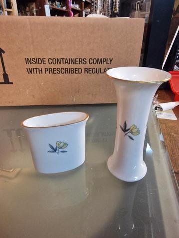 Porseleinen Potjes/Vaasjes - Set van 2 beschikbaar voor biedingen