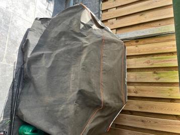 Barbeque beschikbaar voor biedingen