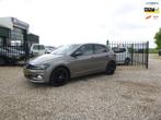 Volkswagen Polo 1.0 TSI Highline Business R met spuitwerk 12, Auto diversen, Schadeauto's, Automaat, Volkswagen, Zilver of Grijs
