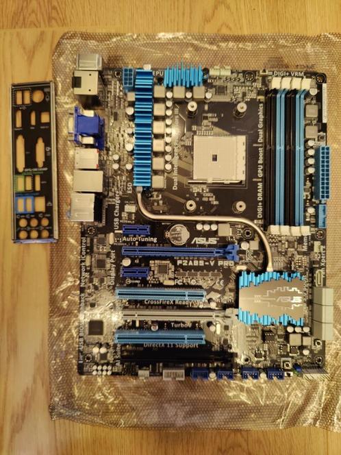 Asus F2A85-V Pro, socket FM2, Computers en Software, Moederborden, Zo goed als nieuw, AMD, DDR3, Ophalen of Verzenden