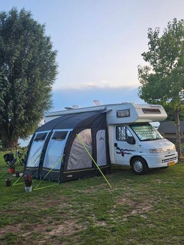 Mooie camper Fiat Ducato alkoof