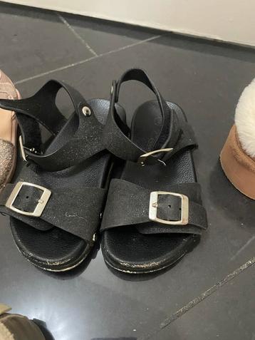 Meisjes Schoenen - maat 25 ( gebruikt) beschikbaar voor biedingen