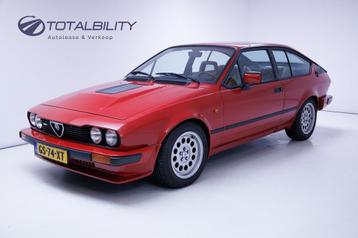 Alfa Romeo GTV 2.5 V6 158 PK Ronal LMV, Tripmaster classic 3 beschikbaar voor biedingen