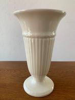 Wedgwood "Edme Plain" Vaas, Overige kleuren, Ophalen of Verzenden, Minder dan 50 cm, Glas