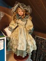 Oude vintage brocante pop, Ophalen of Verzenden, Gebruikt, Pop