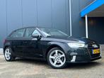 Audi A3 30 carplay | afneembare trekhaak Tfsi 116pk S Tronic, Auto's, Zwart, Origineel Nederlands, 1180 kg, 115 pk