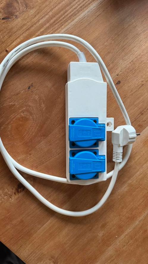 Wasmachine/ droger schakelaar/contactdoos, Doe-het-zelf en Verbouw, Elektra en Kabels, Zo goed als nieuw, Ophalen