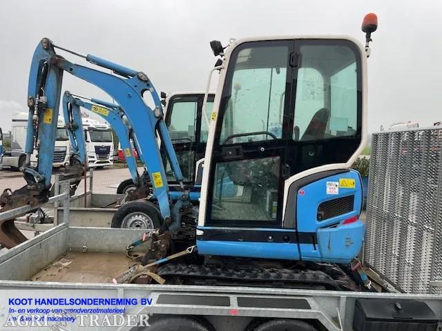 Kubota 2x Kubota kx 019-4 3 Buckets (Top), Zakelijke goederen, Machines en Bouw | Kranen en Graafmachines, Graafmachine
