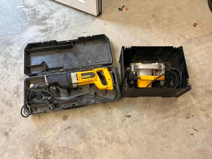Dewalt  Cirkelzaag en Reciprozaag 220 volt Samen 85 euro, Doe-het-zelf en Verbouw, Gereedschap | Zaagmachines, Gebruikt, Overige typen