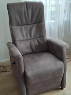 Relaxfauteuil (1 jaar oud) met Sta-op functie en verstelbaar, Huis en Inrichting, Fauteuils, Ophalen, Minder dan 75 cm, Zo goed als nieuw