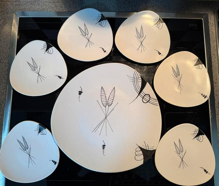 Vintage Flora Gouda gebakset Capri 1032 plateel gebakstel, Antiek en Kunst, Antiek | Servies compleet, Ophalen of Verzenden