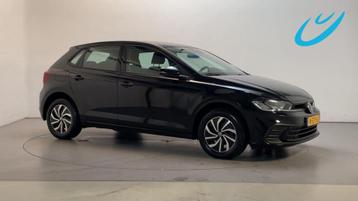 Volkswagen Polo 1.0 TSI Life Parkeersensoren Navigatie DAB+  beschikbaar voor biedingen