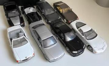 7 verschillende model auto’s schaal 1:24 beschikbaar voor biedingen