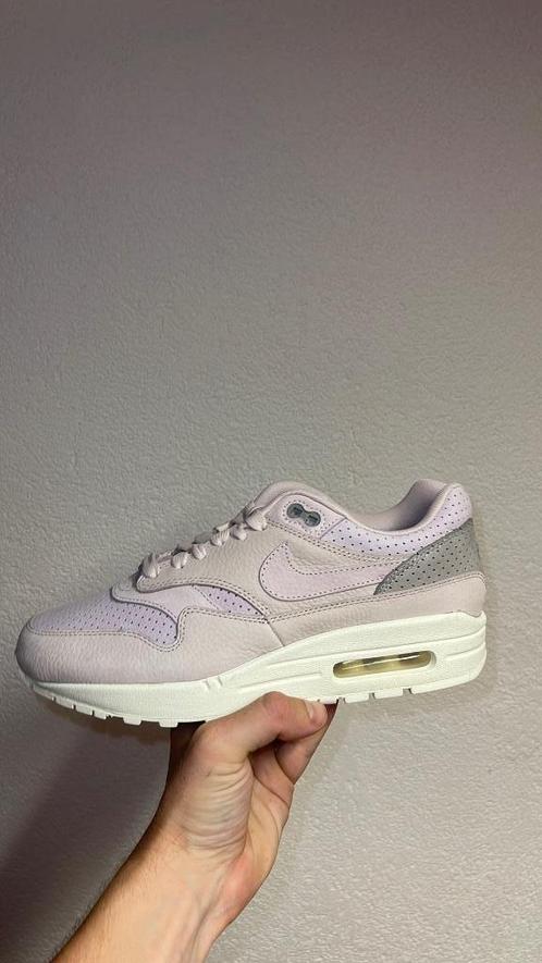 Nike Air Max 1 Pinnacle Arctic Pink maat 40.5, Kleding | Dames, Schoenen, Nieuw, Sneakers of Gympen, Roze, Ophalen of Verzenden