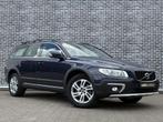 Volvo XC70 2.0 T5 FWD Nordic+ | Schuifdak | Trekhaak | Leder, 15 km/l, 4 cilinders, 1969 cc, Blauw