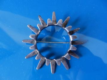 Zilveren broche De Zon , Sun series Tone Vigeland Noorwegen beschikbaar voor biedingen