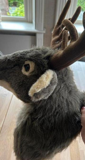 2 pluche hertenkoppen, rendierkoppen beschikbaar voor biedingen