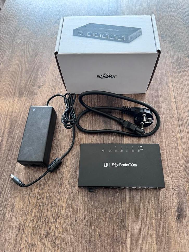 Ubiquiti EdgeRouter X SFP - Krachtige Router, Computers en Software, Routers en Modems, Nieuw, Router met modem, Ophalen of Verzenden