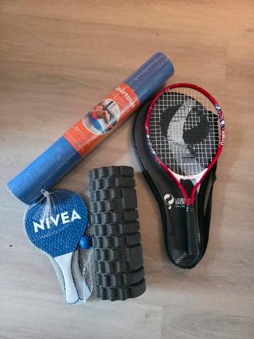 Sportspullen - Tennis, Tafeltennis, Yoga beschikbaar voor biedingen