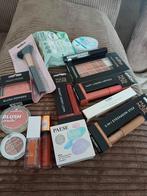 Nieuwe make up essence, catrice ect., Ophalen of Verzenden, Nieuw, Gehele gezicht
